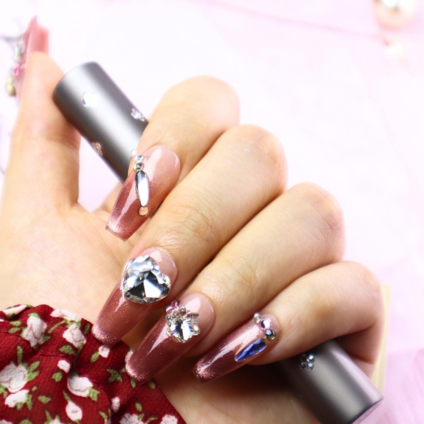 Glamorous - Red Velvet Press-on Nails - Alaya Glam